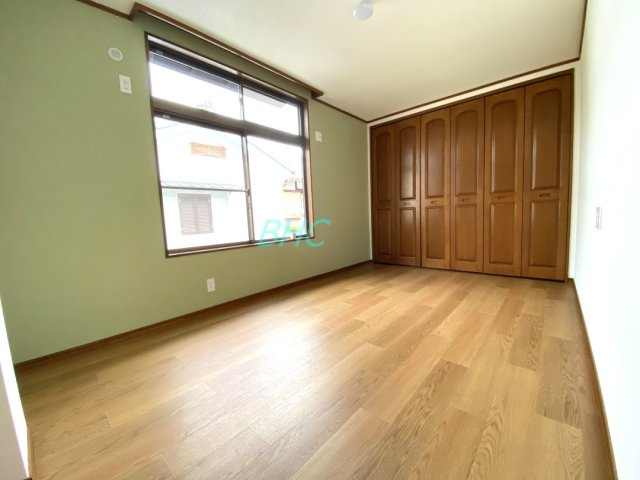 空間演出に拘り整然とセンス良く纏められた室内は、極上の癒しを提供してくれます。