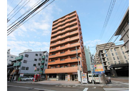 ライオンズマンション金沢十間町の外観