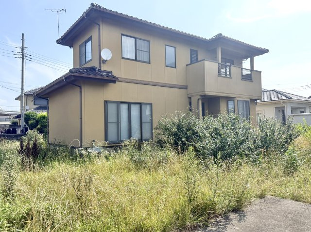 ■外観｜閑静な住宅街で始める新しい暮らし♪開放的な毎日をあなたへ(^^♪
