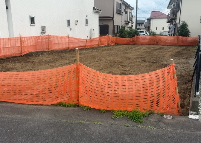 土地探しをしていると都市計画区域という言葉を目にすると思います。法律によって、都道府県知事や国土交通大臣が指定するエリアのことを指しており、都市計画区域は市街化区域と市街化調整区域に分けられています。