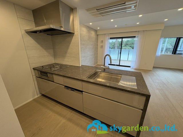 食洗機内蔵システムキッチン