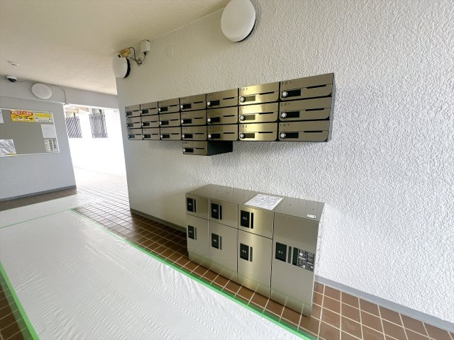 便利な宅配ボックス付きで快適な暮らし◎