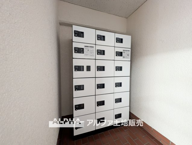 【Delivery　Box】　◆宅配ボックス◆通販を利用するのがスタンダードな昨今、戸建にも必要な装備のひとつとなりました。