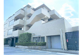 コスモ南浦和エミナンスの外観