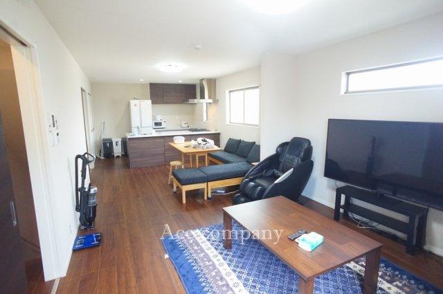 【LDK：広々約20帖！】L・Dの2面に床暖房完備です☆