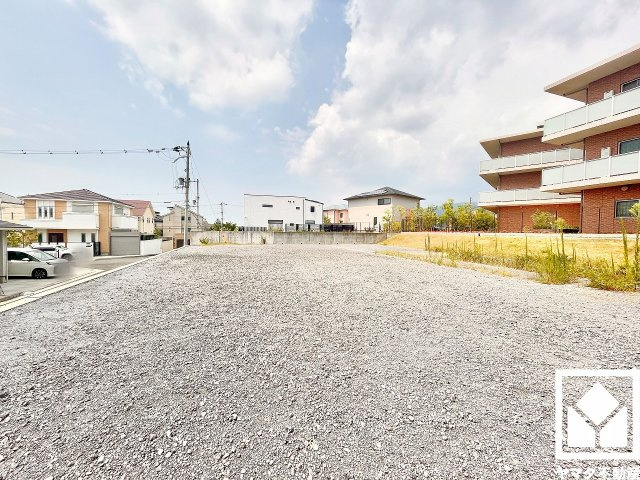 阪急甲陽線「夙川」駅は、甲陽園駅行きの列車が発車する始発駅のため座席に座りやすく、快適な移動が可能です。