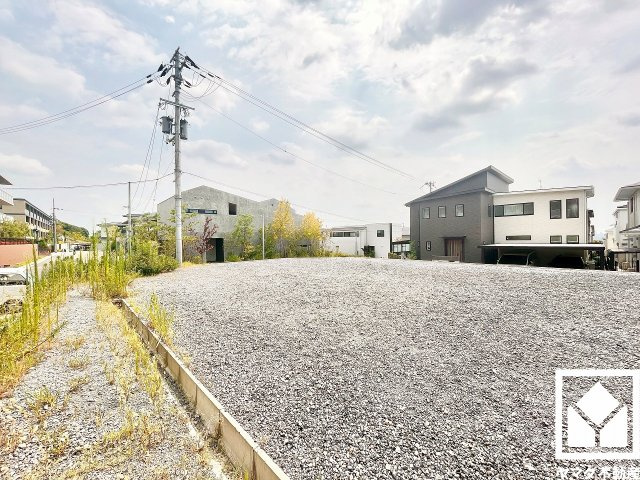 当日案内も可能ですのでぜひお問い合わせください。事前にご予約頂きましたら、営業時間外のご案内等も可能です。