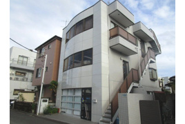 川崎市幸区南加瀬のビルの外観