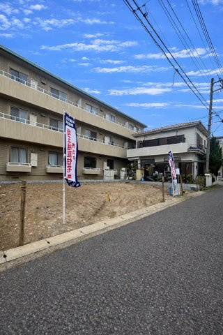 敷地約30坪・自由設計で夢のマイホームはいかがでしょうか！希望の間取りが叶いやすい整形地です！西方小学校まで徒歩約4分(310ｍ)、お子様の通学に安心です！お気軽にお問い合わせください！