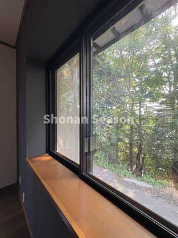 自然豊かな落ち着いた住環境にございます。