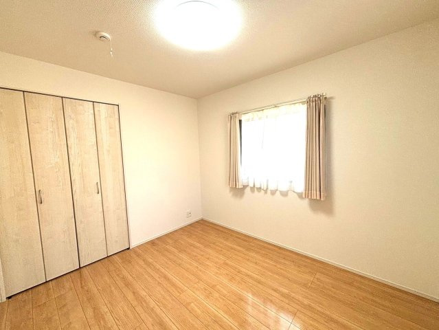 きれいな洋室です