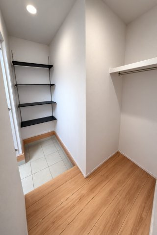 明るい玄関です