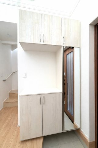 シンプルで使いやすい玄関です