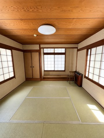 和の趣を感じる居心地の良いお部屋です