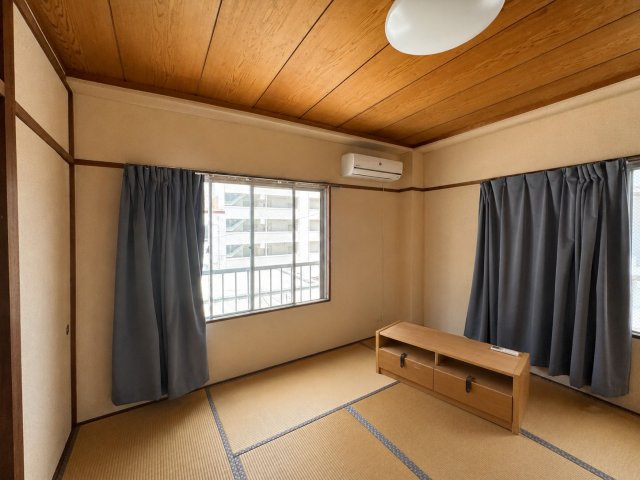 多目的に利用できる便利な和室です