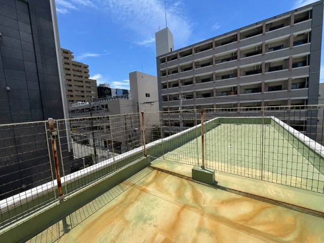開放感あふれる屋上バルコニーで贅沢な時間を過ごせます