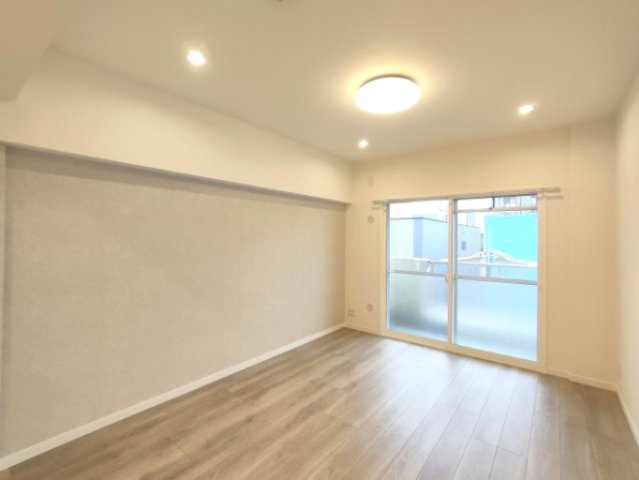 【LDK約11.4帖】　開放的な自遊空間。季節ごとに壁飾りや家具の配置を変えて楽しめます。