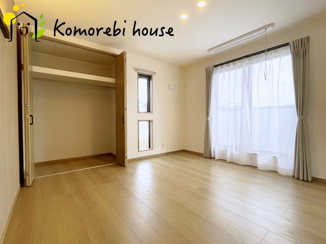 使い勝手のいい寝室です