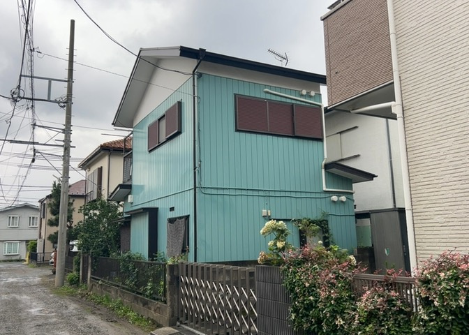 家を建てる前提で土地を探している場合、地盤の丈夫さは譲れない条件の一つです。地盤が脆弱だと追加工事が必要となります。また、過去に地盤沈下や液状化現象を起こした土地は、できるだけ避けた方がいいでしょう。