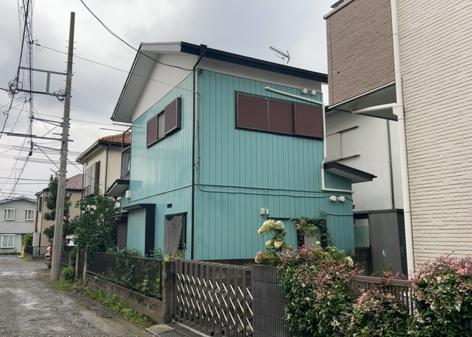 人が暮らすうえで日光は大切な要素となります。日当たりの良さは譲れないポイントですね。併せて近くに大きな建築物の建築予定がないか、あるいはそれが可能な土地が近くにないか事前に確認することもお勧めします。