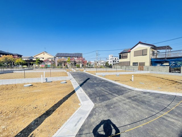 南側は7.5ｍ道路・敷地内は4ｍ私道　