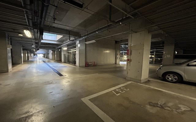 専用使用権付き駐車場のマンションです。駐車場を確保できるのは嬉しいですね。