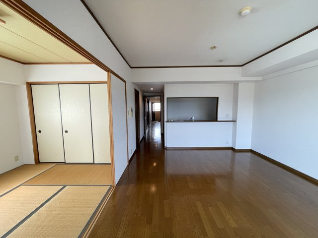 こちらのリビングで趣味の時間をお楽しみください