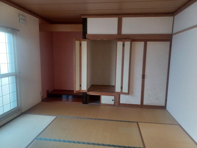 日本らしい落ち着いた雰囲気の和室です