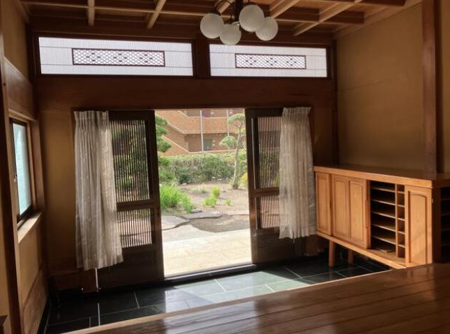 日当たりの良い玄関！