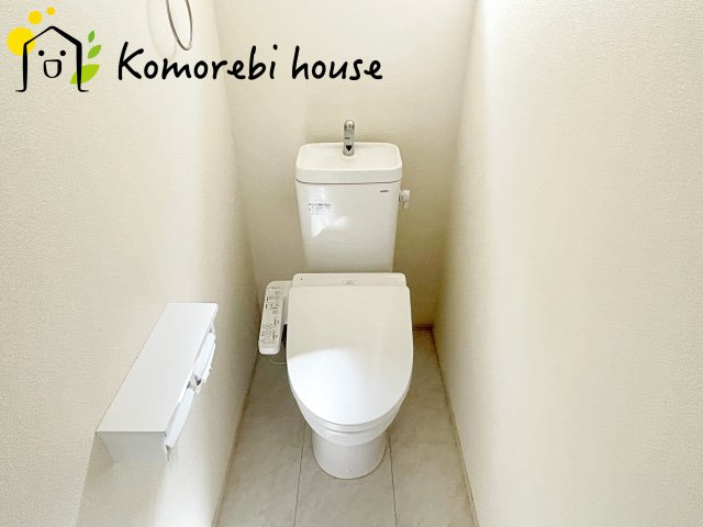 コンパクトで使いやすいトイレです