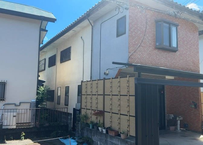 土地を買う際、住む地域の自治体や福祉の補助制度にも注目してみましょう。子供や老人の医療補助やゴミ出しのルールなど、自治体によってルールに大きな違いがあるため、暮らしやすい土地で判断するとよいでしょう。