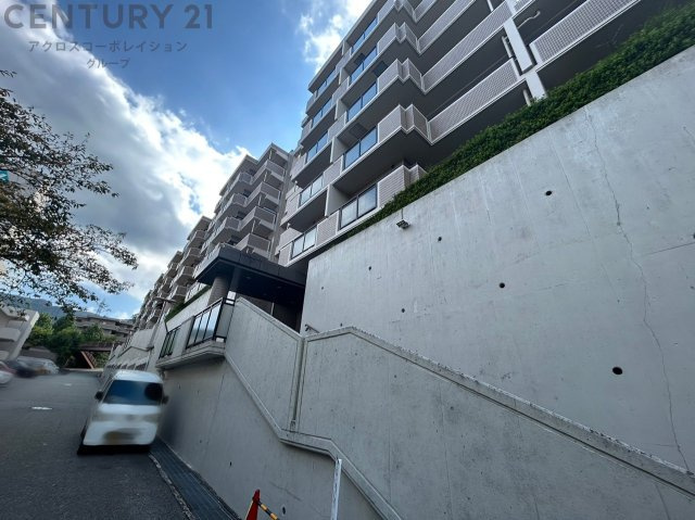 鉄筋コンクリート造6階建て
