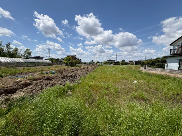 ■3区画　お好きなハウスメーカーで建築可能です！　■土地面積約109坪！　■千間台小学校徒歩19分(1500ｍ)・千間台中学校徒歩15分(1200ｍ)