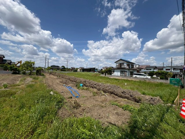 ■3区画　お好きなハウスメーカーで建築可能です！　■土地面積約109坪！　■千間台小学校徒歩19分(1500ｍ)・千間台中学校徒歩15分(1200ｍ)