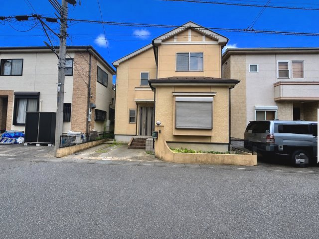 全居室に収納がある3LDK！キッチン・洗面・浴室がワンフロアにまとまり、家事がスムーズにこなせる間取りです。2026年8月リフォーム完了予定！