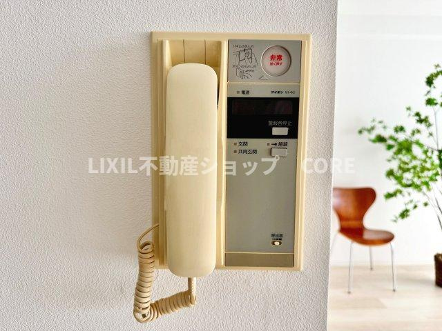 学校から帰ったお子様のお留守番にも安心なセキュリティ設備ですね。