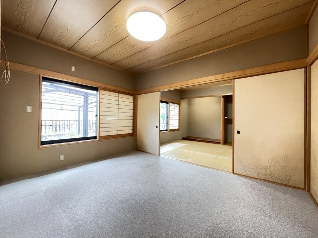 和室のやさしい雰囲気が、心を静かに整えてくれます。