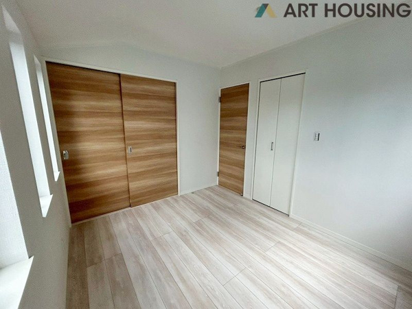 【相模原市中央区小山2丁目新築戸建て　A号棟の洋室】