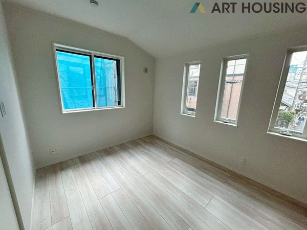 【相模原市中央区小山2丁目新築戸建て　A号棟の洋室】