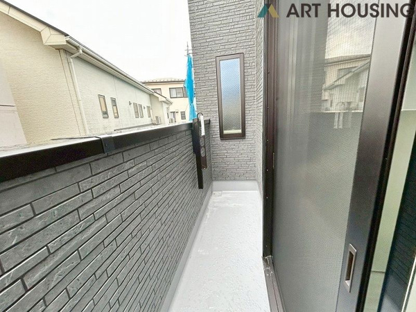 【相模原市中央区小山2丁目新築戸建て　A号棟のバルコニー】