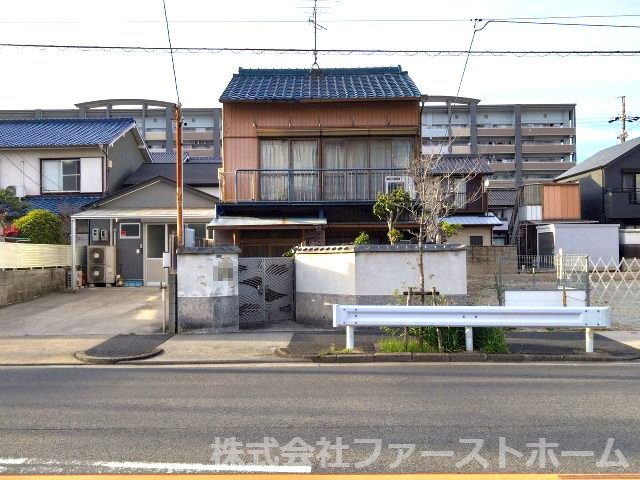 外観：323000496297