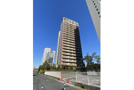 グラン・エステ川崎ツインタワー弐番館の外観