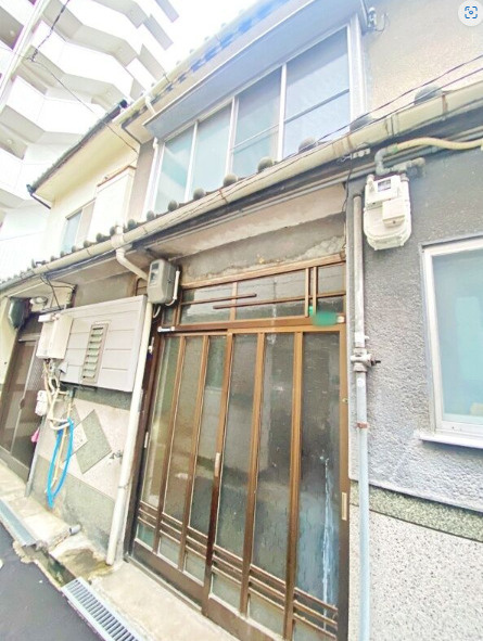 外観：327002530043