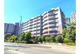 シンフォニアみなみが丘イーストコートD棟の外観