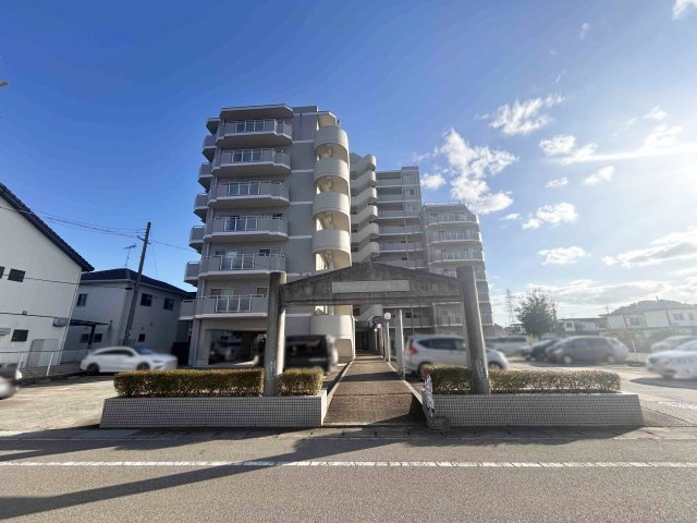 外観：328000615181