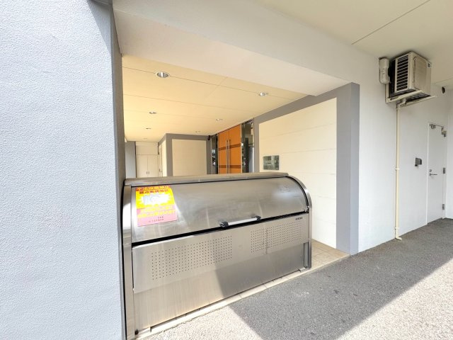 ゴミ置き場