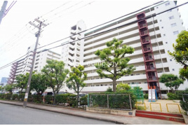 平野加美グランドハイツ弐号棟の外観