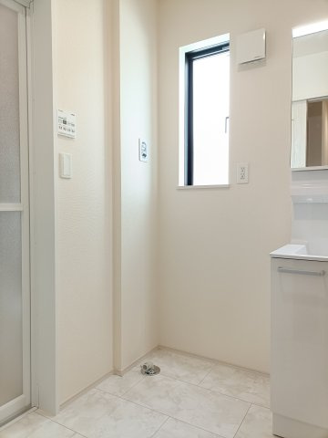 【室内洗濯機置き場】