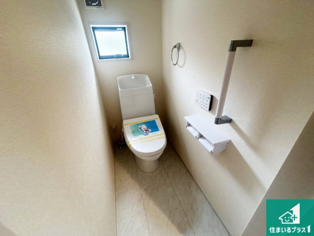 1・2階の2ヶ所にあるので、朝の忙しい時間の順番待ちもなく、深夜の利用にも大変便利です。