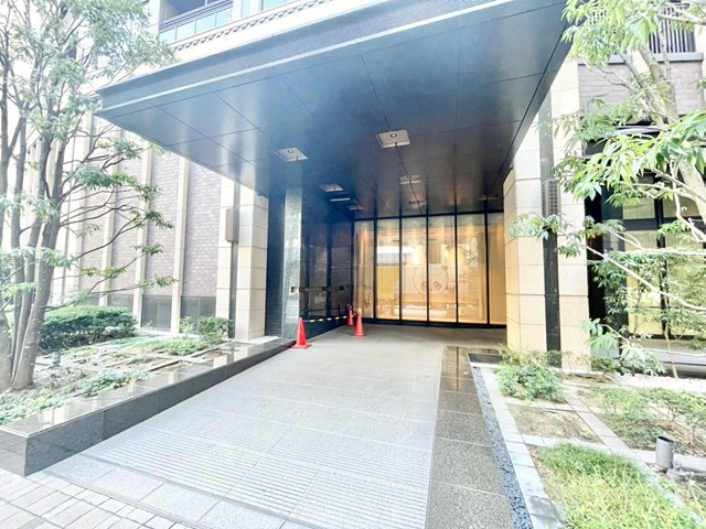 物件購入の段取りを知りたいお客様には、「ご検討からご契約までの一連の流れ」をご説明させて頂きます。初めて物件購入を検討された方は、ぜひご参考になさって下さい。